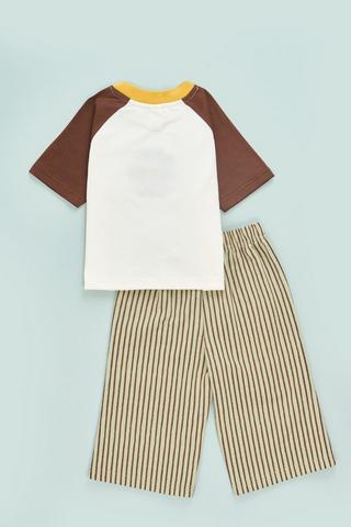 T-Shirt And Pants Set