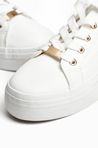 Sneaker