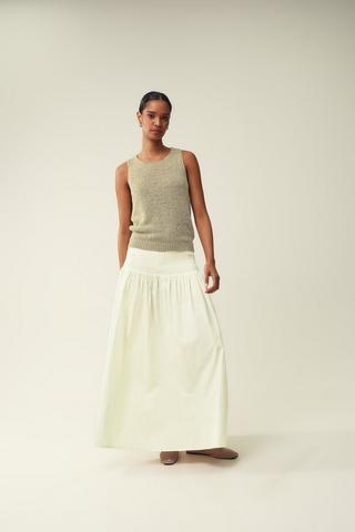 Full Skirt
