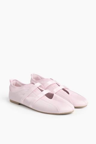 Sneakerina