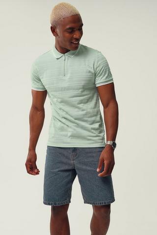 Textured Golfer