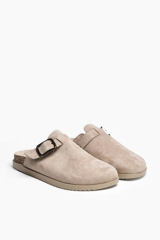 Clogs