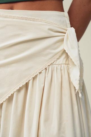 Full Skirt
