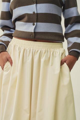 Full Skirt