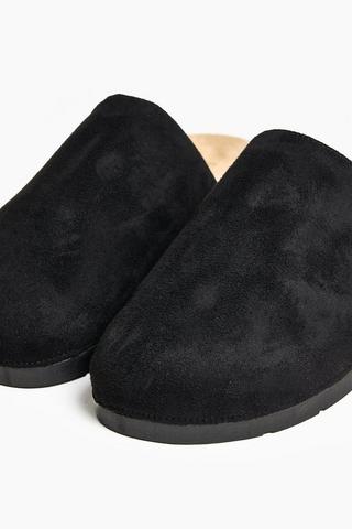 Clogs