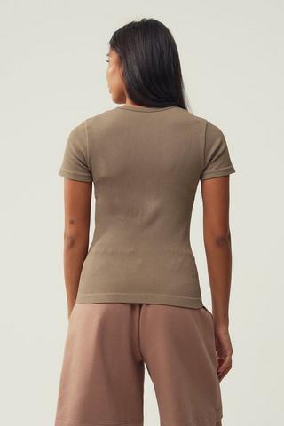 Seamless Fitted T-shirt