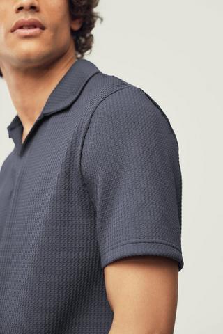 Johnny Collar Golfer