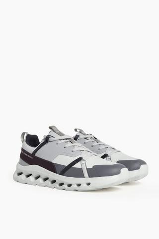 Trainer