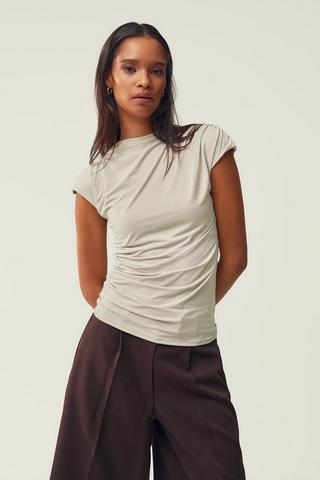 Fitted Top