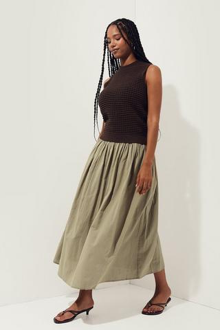 Full Skirt