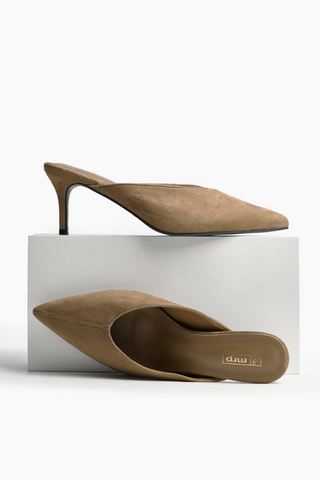 Court Heel