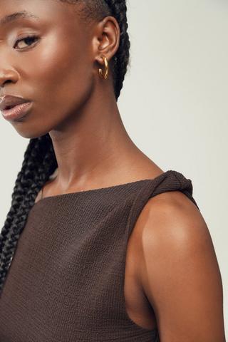 Asymmetrical Fitted Top