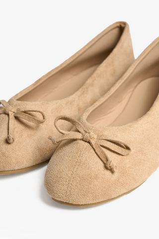 Suede Pump