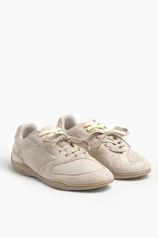 Trainer
