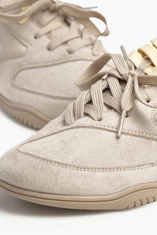 Trainer