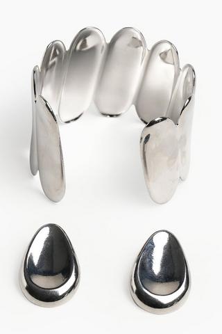 Earrings And Bracelet Set