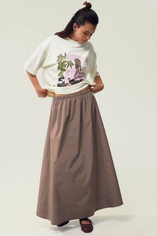 Full Skirt
