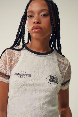 Lace Fitted T-Shirt