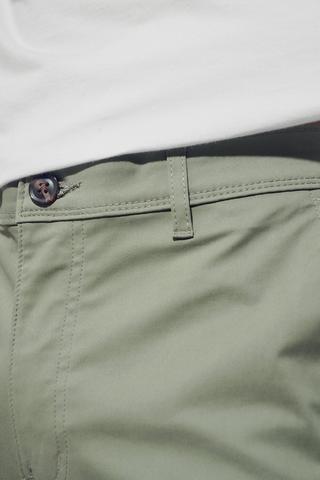 Slim Stretch Chinos