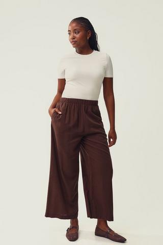 Wide Leg Barrel Pants