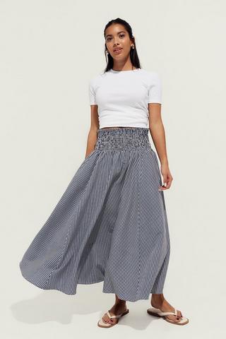 Full Skirt
