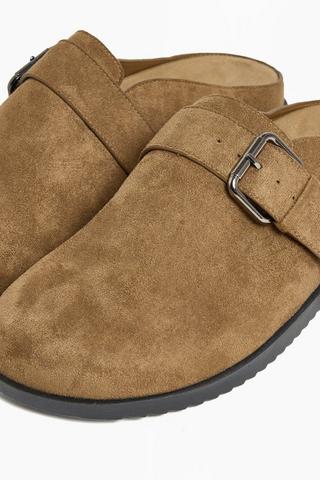 Clogs