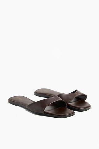 Sandal