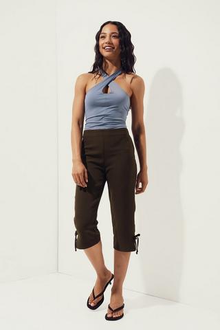 Capri Pants