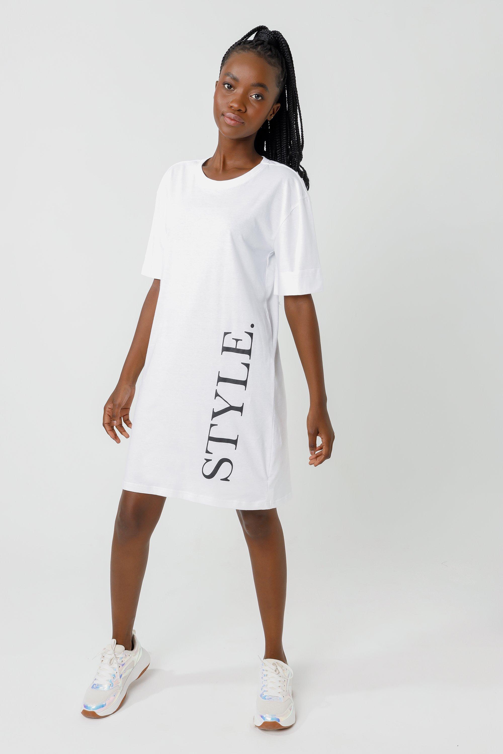 Nike t-shirt best sale dress white