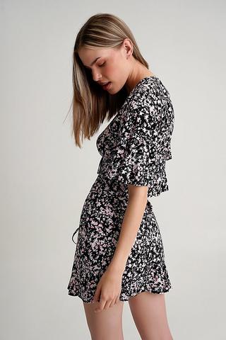 Tie Front Top