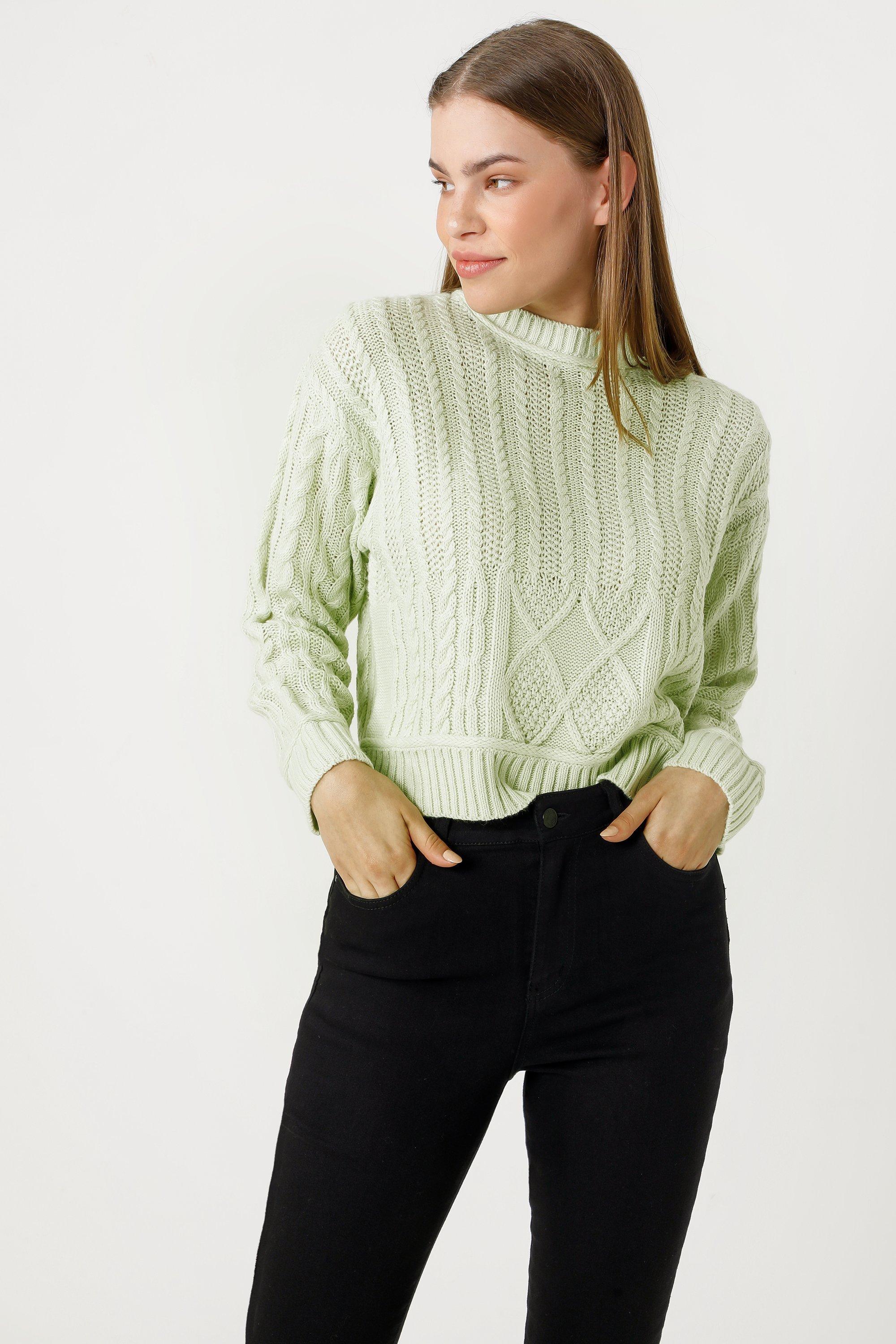 Cable Knit Pullover