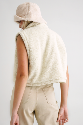 Fluffy Gilet