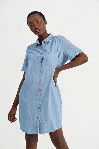 Chambray shirt best sale with dress