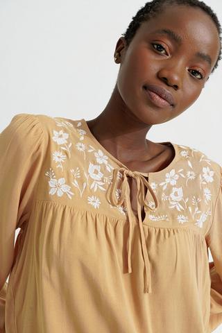 Embroidery Blouse