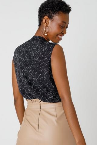 Ruffle Top