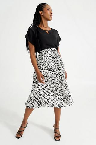 Pleated Skirt