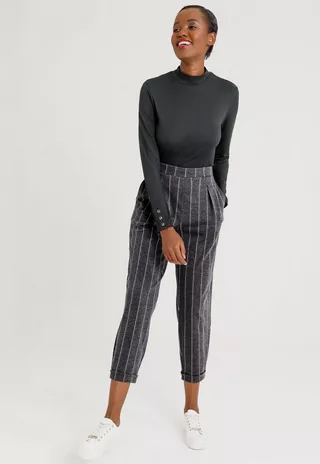 Stripe Tappered Pants