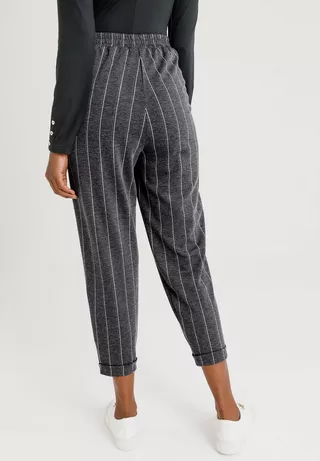 Stripe Tappered Pants