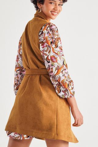 Sleeveless Trench Coat