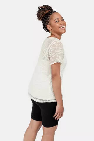 Embroidred Boxy Top