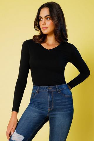 Fitted V Neck