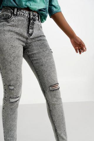 Low Rise Skinny Jeans
