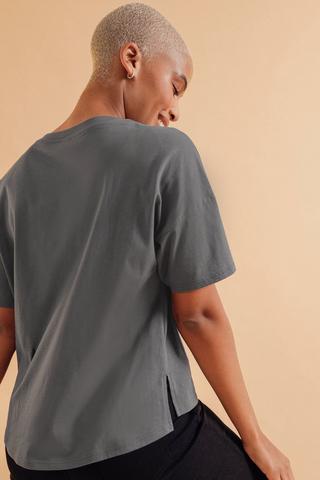 Dropped Shoulder Boxy T-shirt