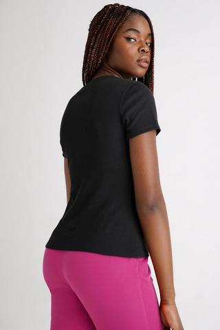 Fitted Tee