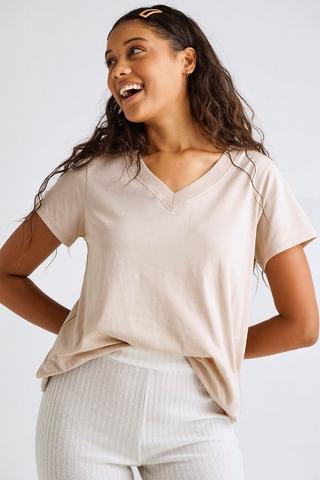 V-neck Regular Tee