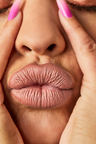 Matte Liquid Lipstick Nude - Lowkey