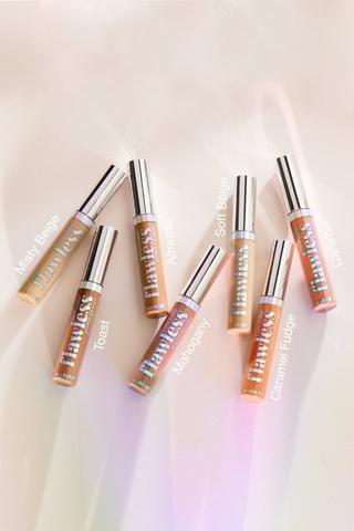 Almond - Concealer