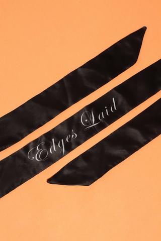 Edge Laying Scarf