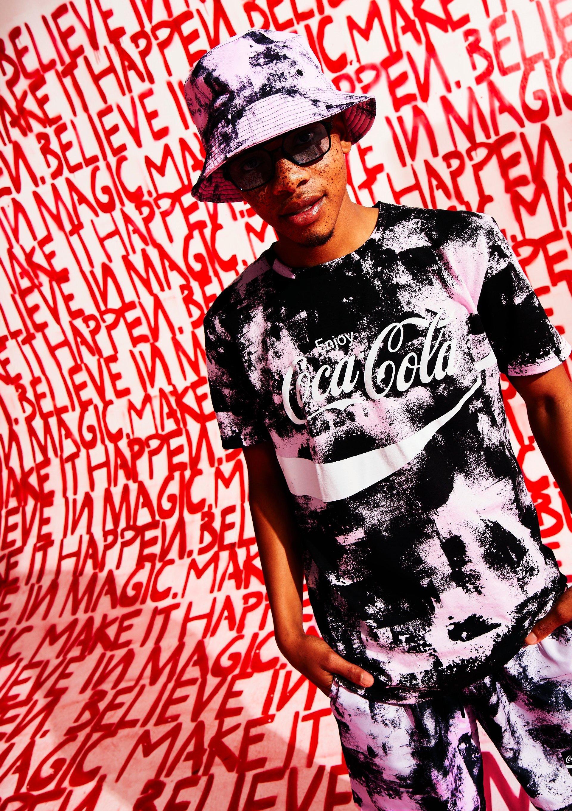 Cola shirt online