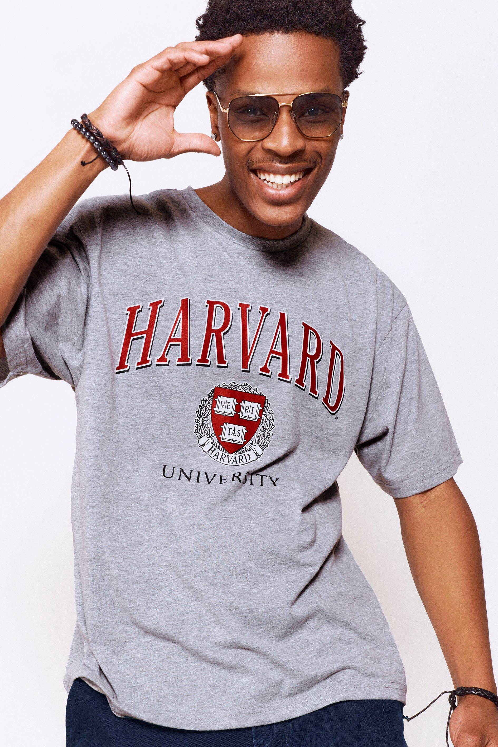 Harvard T shirt